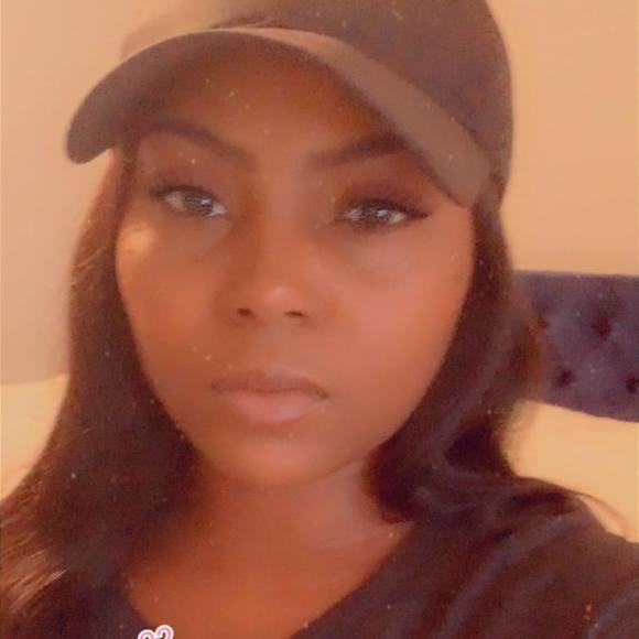Poshmark profile picture for @taurus
